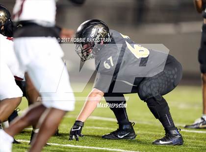 Thumbnail 1 in Kaufman vs. Liberty-Eylau (UIL 4A Division 1 Region 2 Regional Semis) photogallery.