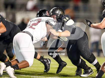 Thumbnail 2 in Kaufman vs. Liberty-Eylau (UIL 4A Division 1 Region 2 Regional Semis) photogallery.