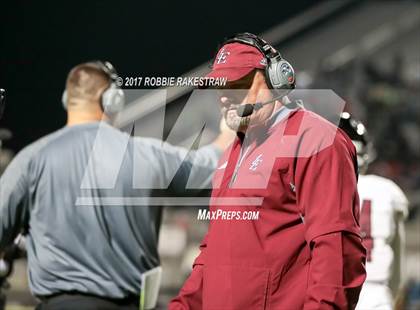 Thumbnail 1 in Kaufman vs. Liberty-Eylau (UIL 4A Division 1 Region 2 Regional Semis) photogallery.