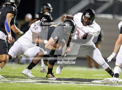 Thumbnail 2 in Kaufman vs. Liberty-Eylau (UIL 4A Division 1 Region 2 Regional Semis) photogallery.