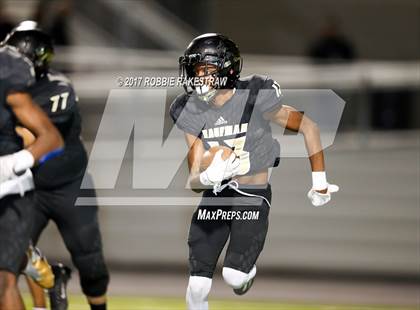 Thumbnail 1 in Kaufman vs. Liberty-Eylau (UIL 4A Division 1 Region 2 Regional Semis) photogallery.