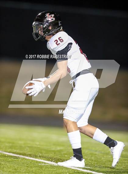 Thumbnail 3 in Kaufman vs. Liberty-Eylau (UIL 4A Division 1 Region 2 Regional Semis) photogallery.
