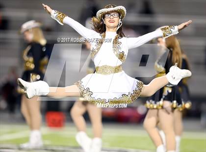 Thumbnail 2 in Kaufman vs. Liberty-Eylau (UIL 4A Division 1 Region 2 Regional Semis) photogallery.