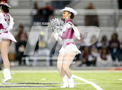 Thumbnail 1 in Kaufman vs. Liberty-Eylau (UIL 4A Division 1 Region 2 Regional Semis) photogallery.