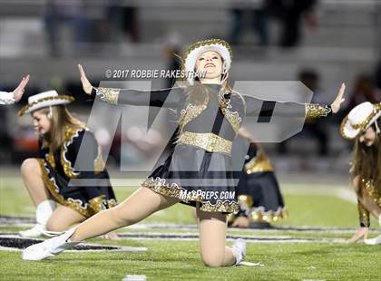 Thumbnail 3 in Kaufman vs. Liberty-Eylau (UIL 4A Division 1 Region 2 Regional Semis) photogallery.