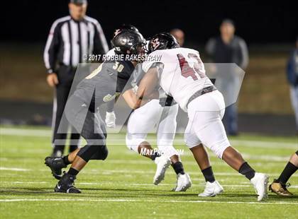 Thumbnail 1 in Kaufman vs. Liberty-Eylau (UIL 4A Division 1 Region 2 Regional Semis) photogallery.