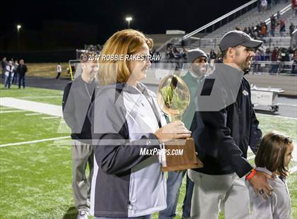 Thumbnail 1 in Kaufman vs. Liberty-Eylau (UIL 4A Division 1 Region 2 Regional Semis) photogallery.