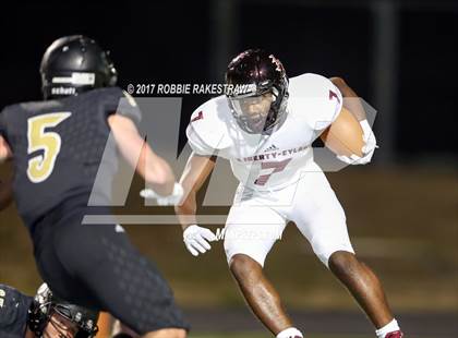 Thumbnail 3 in Kaufman vs. Liberty-Eylau (UIL 4A Division 1 Region 2 Regional Semis) photogallery.