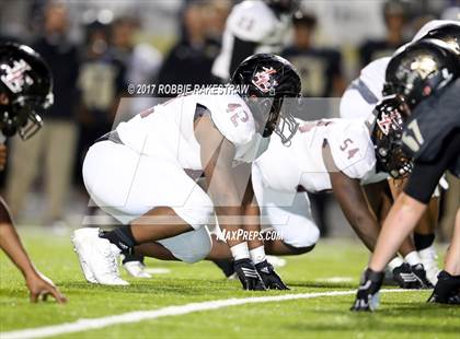 Thumbnail 3 in Kaufman vs. Liberty-Eylau (UIL 4A Division 1 Region 2 Regional Semis) photogallery.
