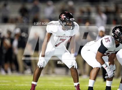 Thumbnail 3 in Kaufman vs. Liberty-Eylau (UIL 4A Division 1 Region 2 Regional Semis) photogallery.
