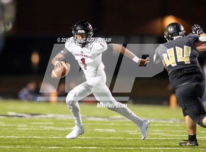 Thumbnail 3 in Kaufman vs. Liberty-Eylau (UIL 4A Division 1 Region 2 Regional Semis) photogallery.