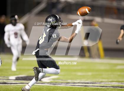 Thumbnail 2 in Kaufman vs. Liberty-Eylau (UIL 4A Division 1 Region 2 Regional Semis) photogallery.