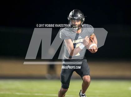 Thumbnail 2 in Kaufman vs. Liberty-Eylau (UIL 4A Division 1 Region 2 Regional Semis) photogallery.