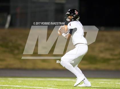 Thumbnail 1 in Kaufman vs. Liberty-Eylau (UIL 4A Division 1 Region 2 Regional Semis) photogallery.