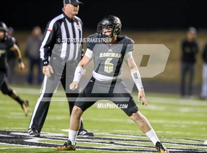 Thumbnail 2 in Kaufman vs. Liberty-Eylau (UIL 4A Division 1 Region 2 Regional Semis) photogallery.