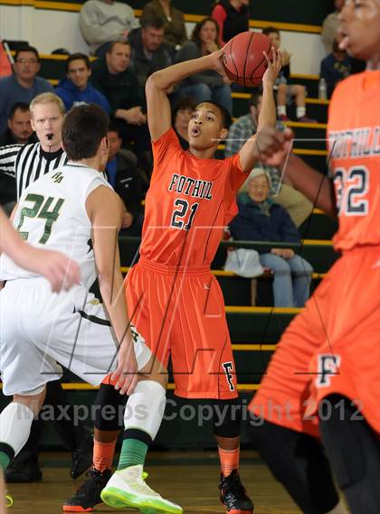Thumbnail 2 in Foothill vs. Rio Americano (Jack Scott Tournament) photogallery.
