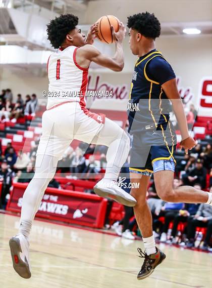 Thumbnail 2 in Redondo Union vs Crean Lutheran (Take Flight Challenge) photogallery.