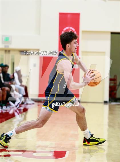 Thumbnail 2 in Redondo Union vs Crean Lutheran (Take Flight Challenge) photogallery.