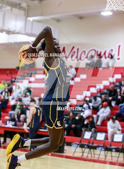 Thumbnail 1 in Redondo Union vs Crean Lutheran (Take Flight Challenge) photogallery.