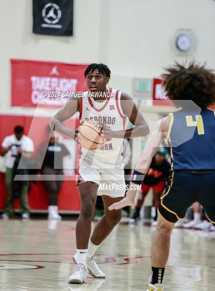Thumbnail 1 in Redondo Union vs Crean Lutheran (Take Flight Challenge) photogallery.