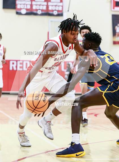 Thumbnail 2 in Redondo Union vs Crean Lutheran (Take Flight Challenge) photogallery.