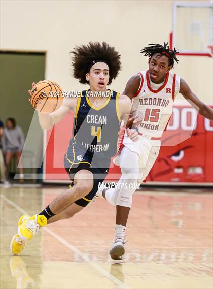Thumbnail 3 in Redondo Union vs Crean Lutheran (Take Flight Challenge) photogallery.
