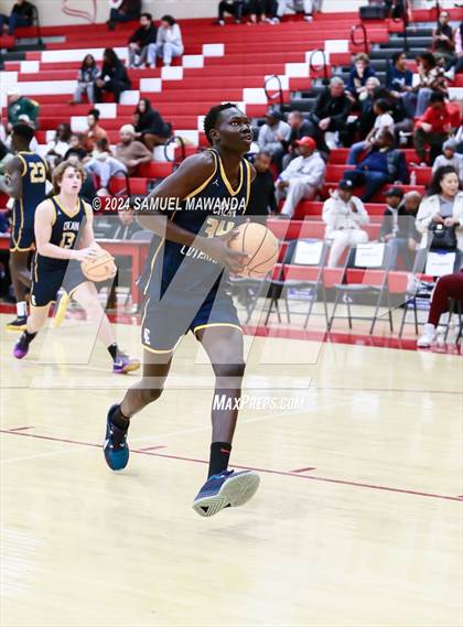 Thumbnail 2 in Redondo Union vs Crean Lutheran (Take Flight Challenge) photogallery.