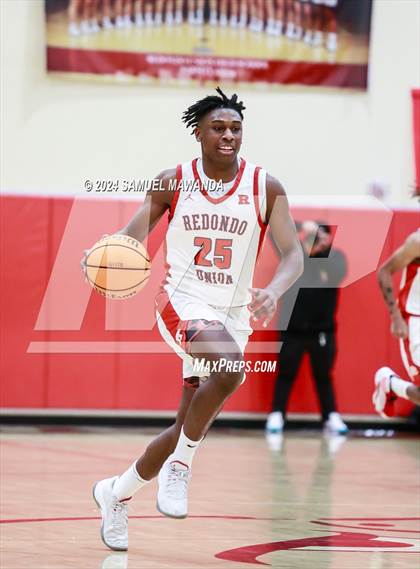 Thumbnail 3 in Redondo Union vs Crean Lutheran (Take Flight Challenge) photogallery.