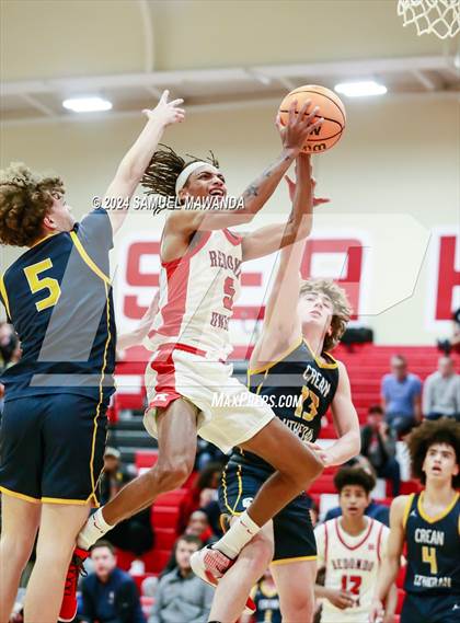 Thumbnail 3 in Redondo Union vs Crean Lutheran (Take Flight Challenge) photogallery.