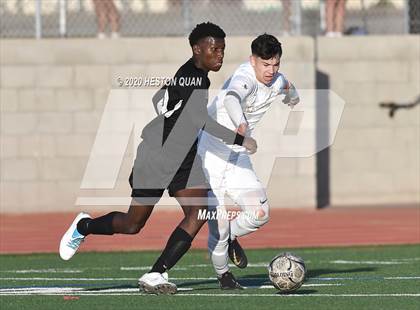 Thumbnail 2 in St. Francis @ Palos Verdes (CIF-SS D1 Playoff) photogallery.