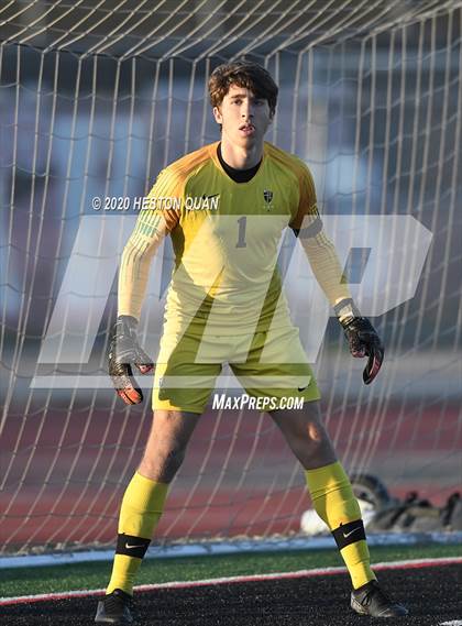 Thumbnail 2 in St. Francis @ Palos Verdes (CIF-SS D1 Playoff) photogallery.