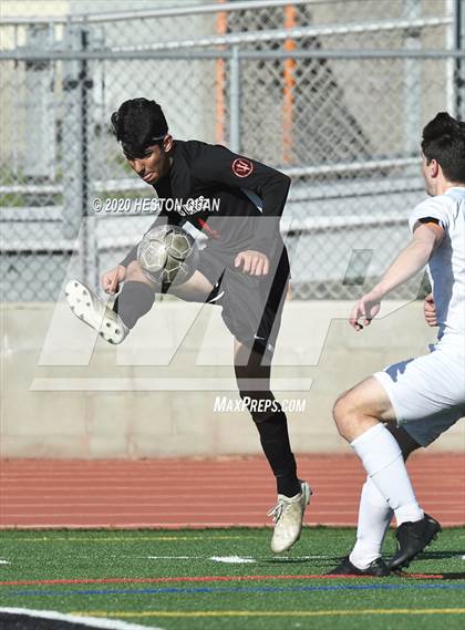 Thumbnail 1 in St. Francis @ Palos Verdes (CIF-SS D1 Playoff) photogallery.