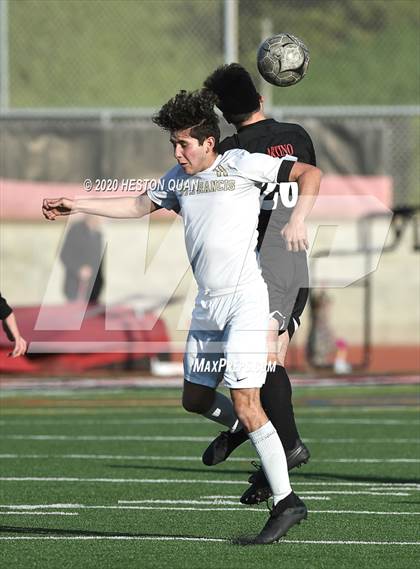 Thumbnail 1 in St. Francis @ Palos Verdes (CIF-SS D1 Playoff) photogallery.