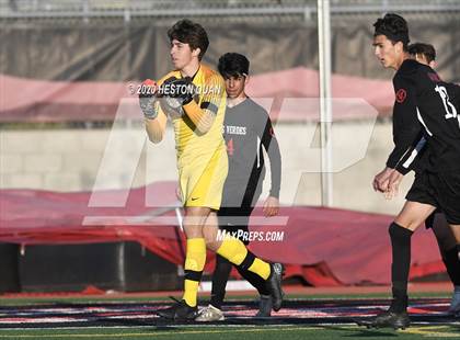 Thumbnail 2 in St. Francis @ Palos Verdes (CIF-SS D1 Playoff) photogallery.