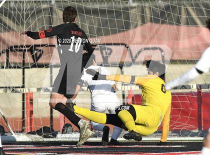 Thumbnail 2 in St. Francis @ Palos Verdes (CIF-SS D1 Playoff) photogallery.