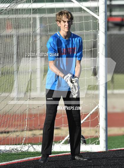 Thumbnail 2 in St. Francis @ Palos Verdes (CIF-SS D1 Playoff) photogallery.