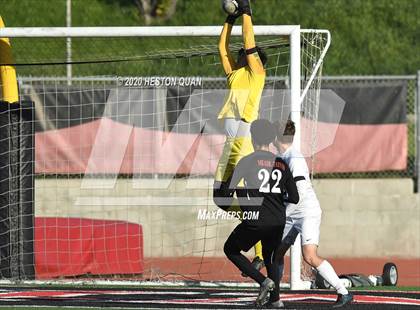 Thumbnail 2 in St. Francis @ Palos Verdes (CIF-SS D1 Playoff) photogallery.