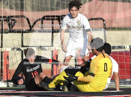 Thumbnail 1 in St. Francis @ Palos Verdes (CIF-SS D1 Playoff) photogallery.