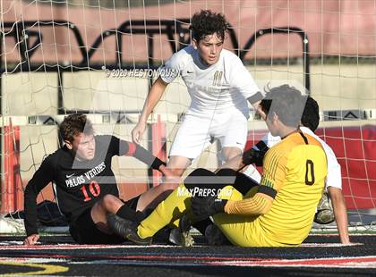 Thumbnail 2 in St. Francis @ Palos Verdes (CIF-SS D1 Playoff) photogallery.