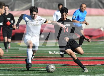 Thumbnail 2 in St. Francis @ Palos Verdes (CIF-SS D1 Playoff) photogallery.