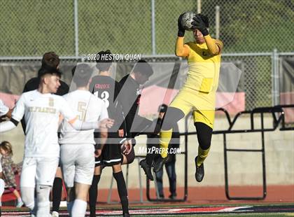 Thumbnail 1 in St. Francis @ Palos Verdes (CIF-SS D1 Playoff) photogallery.