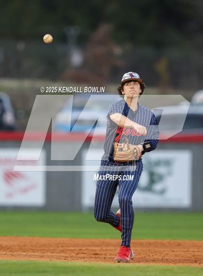 Thumbnail 2 in Cleveland Central @ South Panola photogallery.