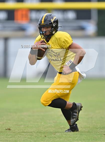 Thumbnail 1 in Montgomery Central vs Forest Hills (Scrimmage) photogallery.