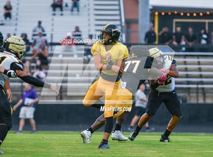 Thumbnail 3 in Montgomery Central vs Forest Hills (Scrimmage) photogallery.