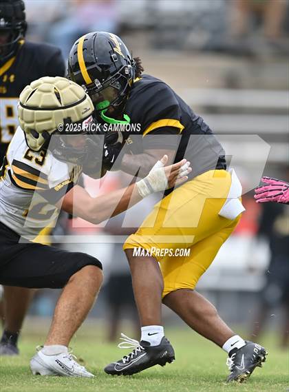 Thumbnail 2 in Montgomery Central vs Forest Hills (Scrimmage) photogallery.