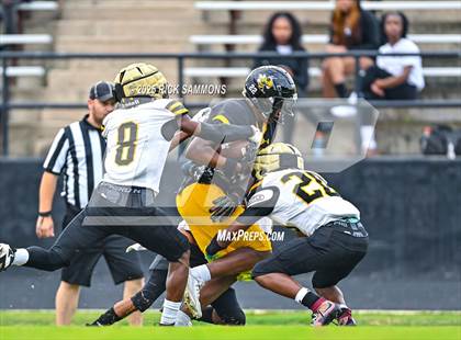 Thumbnail 3 in Montgomery Central vs Forest Hills (Scrimmage) photogallery.