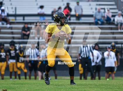 Thumbnail 3 in Montgomery Central vs Forest Hills (Scrimmage) photogallery.