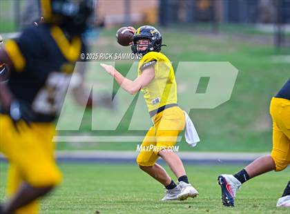 Thumbnail 1 in Montgomery Central vs Forest Hills (Scrimmage) photogallery.