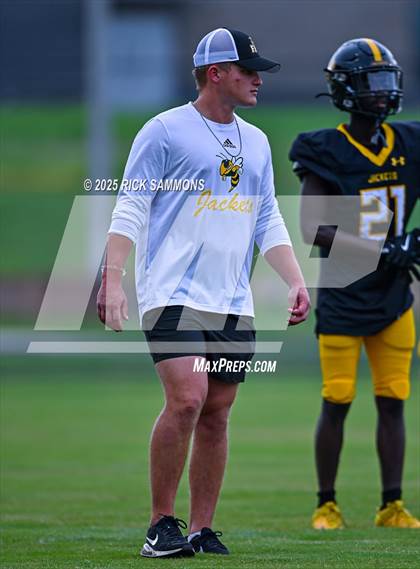 Thumbnail 1 in Montgomery Central vs Forest Hills (Scrimmage) photogallery.