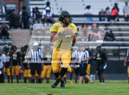 Thumbnail 3 in Montgomery Central vs Forest Hills (Scrimmage) photogallery.